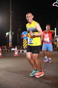 BIB: 4426, 135
                            <button type="button" onclick="openModal(21617932)" class="btn btn-primary btn-sm float-right btn-popup" data-toggle="modal" data-target=".modal-high-quality">
                        <i class="fas fa-shopping-cart"></i> Add to Cart
                    </button>
                                            <button type="button" onclick="isThisMe(21617932, true)" class="btn btn-success btn-sm float-right btn-popup btn-isme hidden" data-toggle="tooltip" data-placement="bottom" title="นี่คือรูปของคุณใช่ไหม คลิกที่นี่เพื่อเอาเข้าอัลบั้ม">
                        <i class="fas fa-plus"></i> Add to album
                    </button>
                    <button type="button" onclick="isThisMe(21617932, false)" class="btn btn-warning btn-sm float-right btn-popup btn-isnotme hidden">
                        <i class="fas fa-ban"></i> Remove from album
                    </button>